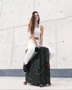 SPRAYGROUND® SHARKITECTURE MOLDED 29” FULL-SIZE LUGGAGE