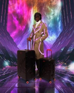 SPRAYGROUND® SHARKITECTURE MOLDED 29” FULL-SIZE LUGGAGE