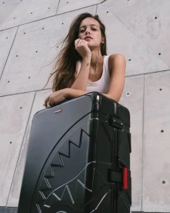 SPRAYGROUND® SHARKITECTURE MOLDED 29” FULL-SIZE LUGGAGE