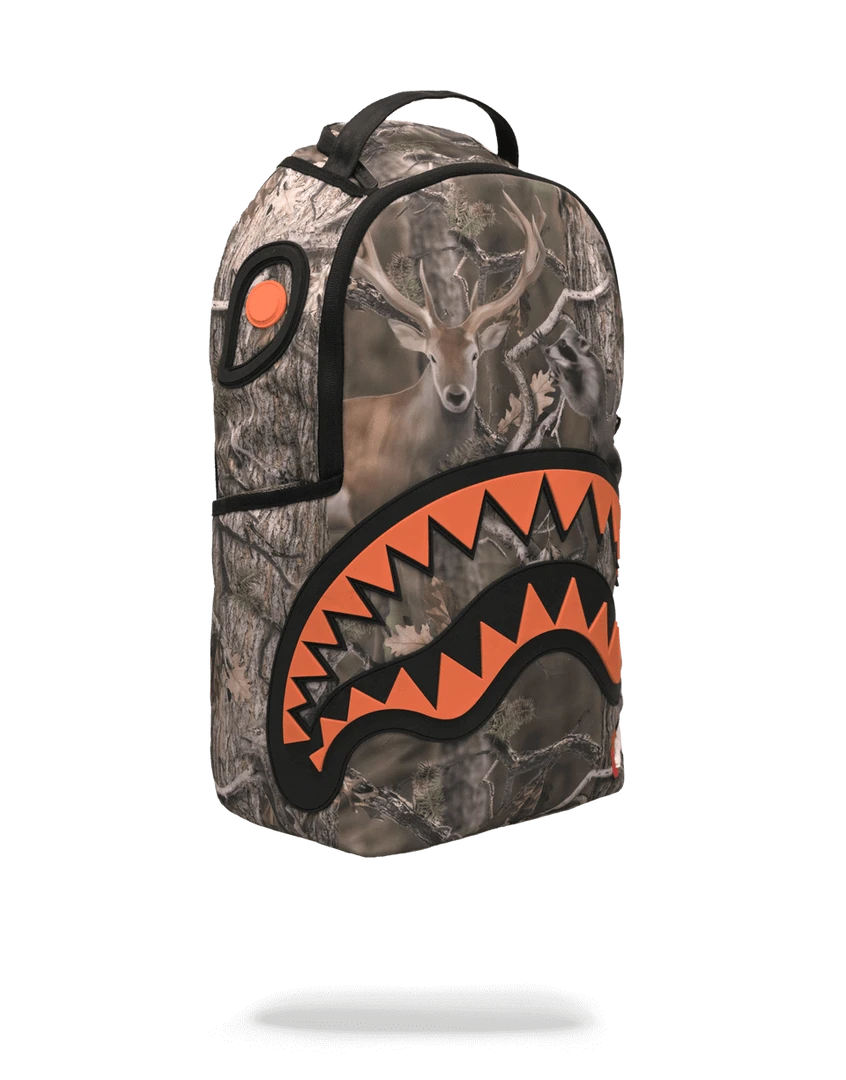 SPRAYGROUND® WILD LIFE HUNTER RUBBER SHARK BACKPACK 4 SPRAYGROUND® WILD LIFE HUNTER RUBBER SHARK BACKPACK