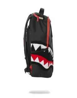SPRAYGROUND® ALIEN SHARK BACKPACK (ONE OF ONE) 11 SPRAYGROUND® ALIEN SHARK BACKPACK (ONE OF ONE)