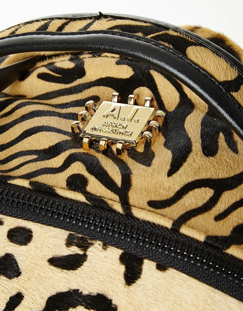 SPRAYGROUND® SAFARI SHARK (PONY HAIR/LEATHER) LIMITED TO 50 PCS BACKPACKS 8 SPRAYGROUND® SAFARI SHARK (PONY HAIR/LEATHER) LIMITED TO 50 PCS BACKPACKS