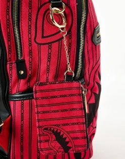 SPRAYGROUND® PINK REVERSE SHARKS IN PARIS SAVAGE 13 SPRAYGROUND® PINK REVERSE SHARKS IN PARIS SAVAGE