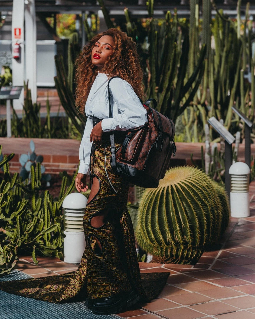 SPRAYGROUND® SHARKS AND SKULLS MONTE CARLO 16 SPRAYGROUND® SHARKS AND SKULLS MONTE CARLO