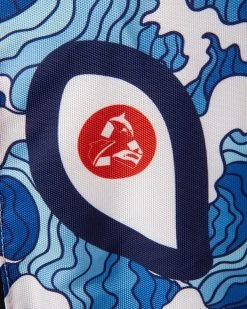 SPRAYGROUND® BAGS THE SHARK WAVE (made From 100% Recycled Plastic Bottles From The Ocean) 21 SPRAYGROUND® BAGS THE SHARK WAVE (made From 100% Recycled Plastic Bottles From The Ocean)