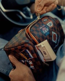 SPRAYGROUND® GLOBAL MOGUL TOILETRY BAG