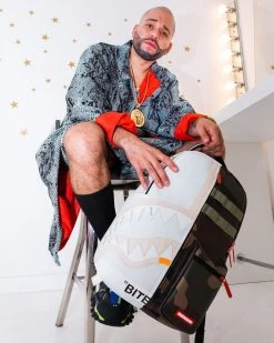 SPRAYGROUND® BAGS SPLIT WEIRD BACKPACK (DLXV)