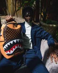 SPRAYGROUND® BAGS HENNY AIR TO THE THRONE BACKPACK (DLXV)