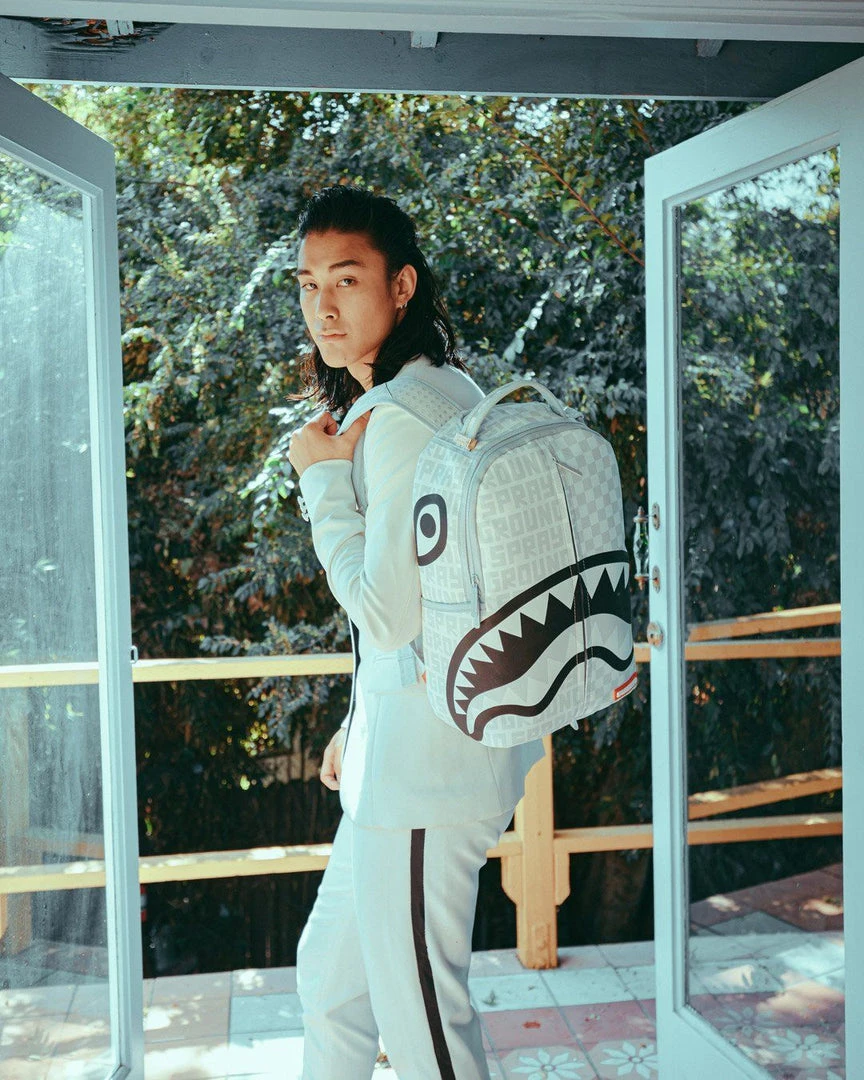 SPRAYGROUND® SPLIT THE CHECK (PEARL) BACKPACK (DLXV) BAGS 6 SPRAYGROUND® SPLIT THE CHECK (PEARL) BACKPACK (DLXV) BAGS