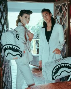 SPRAYGROUND® SPLIT THE CHECK (PEARL) BACKPACK (DLXV) BAGS 27 SPRAYGROUND® SPLIT THE CHECK (PEARL) BACKPACK (DLXV) BAGS