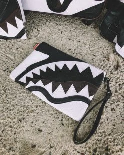 SPRAYGROUND® CROSSOVER CLUTCHES V.V.I.P. CROSSOVER CLUTCH