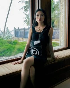 SPRAYGROUND® V.V.I.P. SLING CROSSBODYS 11 SPRAYGROUND® V.V.I.P. SLING CROSSBODYS