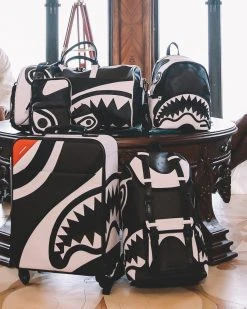 SPRAYGROUND® V.V.I.P. SLING CROSSBODYS 13 SPRAYGROUND® V.V.I.P. SLING CROSSBODYS