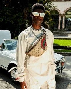 SPRAYGROUND® FIFTH AVENUE SAVVY CROSSBODY CROSSBODYS 12 SPRAYGROUND® FIFTH AVENUE SAVVY CROSSBODY CROSSBODYS