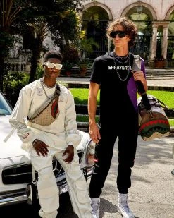 SPRAYGROUND® FIFTH AVENUE SAVVY CROSSBODY CROSSBODYS 17 SPRAYGROUND® FIFTH AVENUE SAVVY CROSSBODY CROSSBODYS