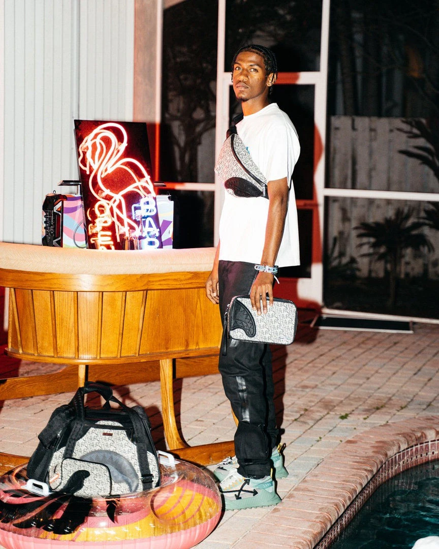 SPRAYGROUND® TOILETRIES AKA MONEY BAGS SG ALL DAY TOILETRY BAG 12 SPRAYGROUND® TOILETRIES AKA MONEY BAGS SG ALL DAY TOILETRY BAG