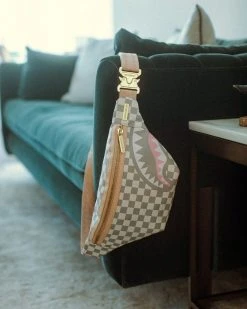 SPRAYGROUND® ROSE ALL DAY LA PALAIS SAVVY CROSSBODY