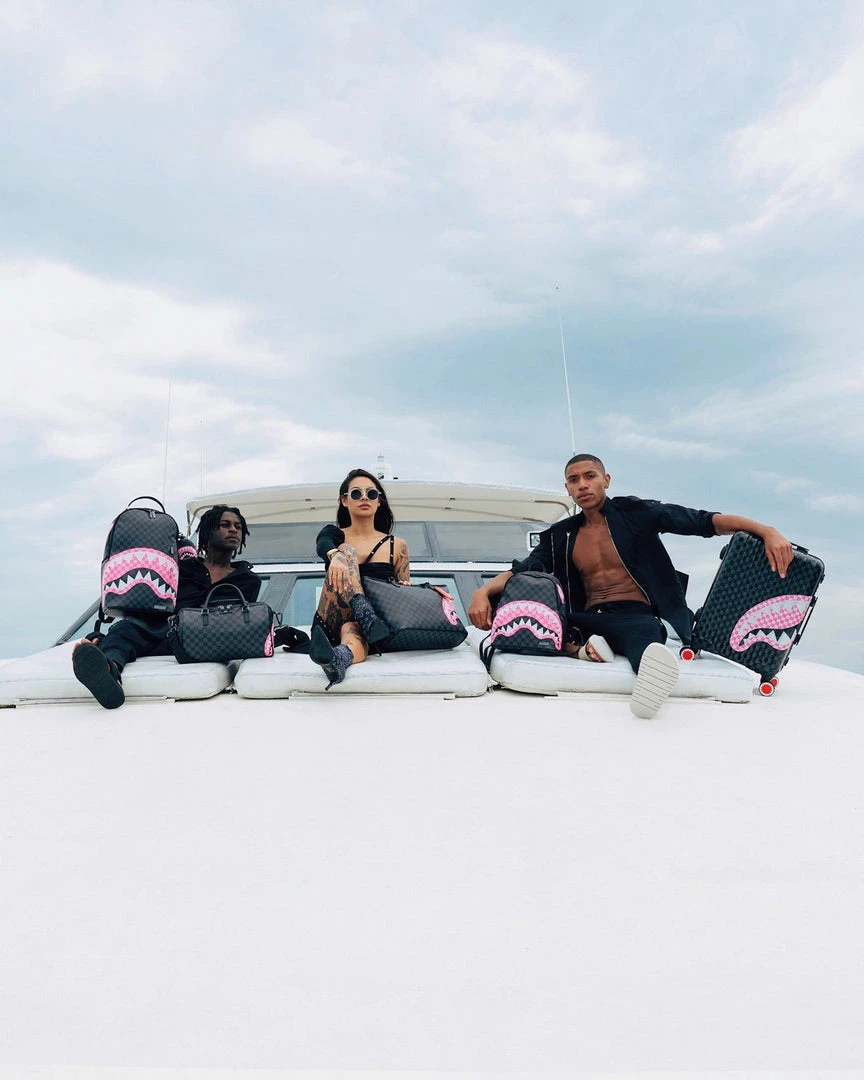 SPRAYGROUND® SHARKS IN CANDY BACKPACK (DLXV) BAGS 8 SPRAYGROUND® SHARKS IN CANDY BACKPACK (DLXV) BAGS