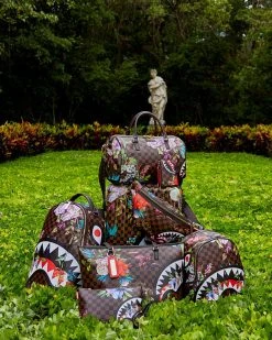 SPRAYGROUND® BAGS GARDEN OF SHARKS SAVAGE BACKPACK 22 SPRAYGROUND® BAGS GARDEN OF SHARKS SAVAGE BACKPACK
