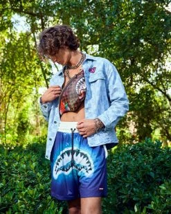 SPRAYGROUND® CROSSBODYS GARDEN OF SHARKS SAVVY CROSSBODY