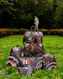 SPRAYGROUND® CROSSBODYS GARDEN OF SHARKS SAVVY CROSSBODY