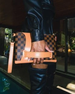SPRAYGROUND® HENNY AIR TO THE THRONE CROSSOVER CLUTCH