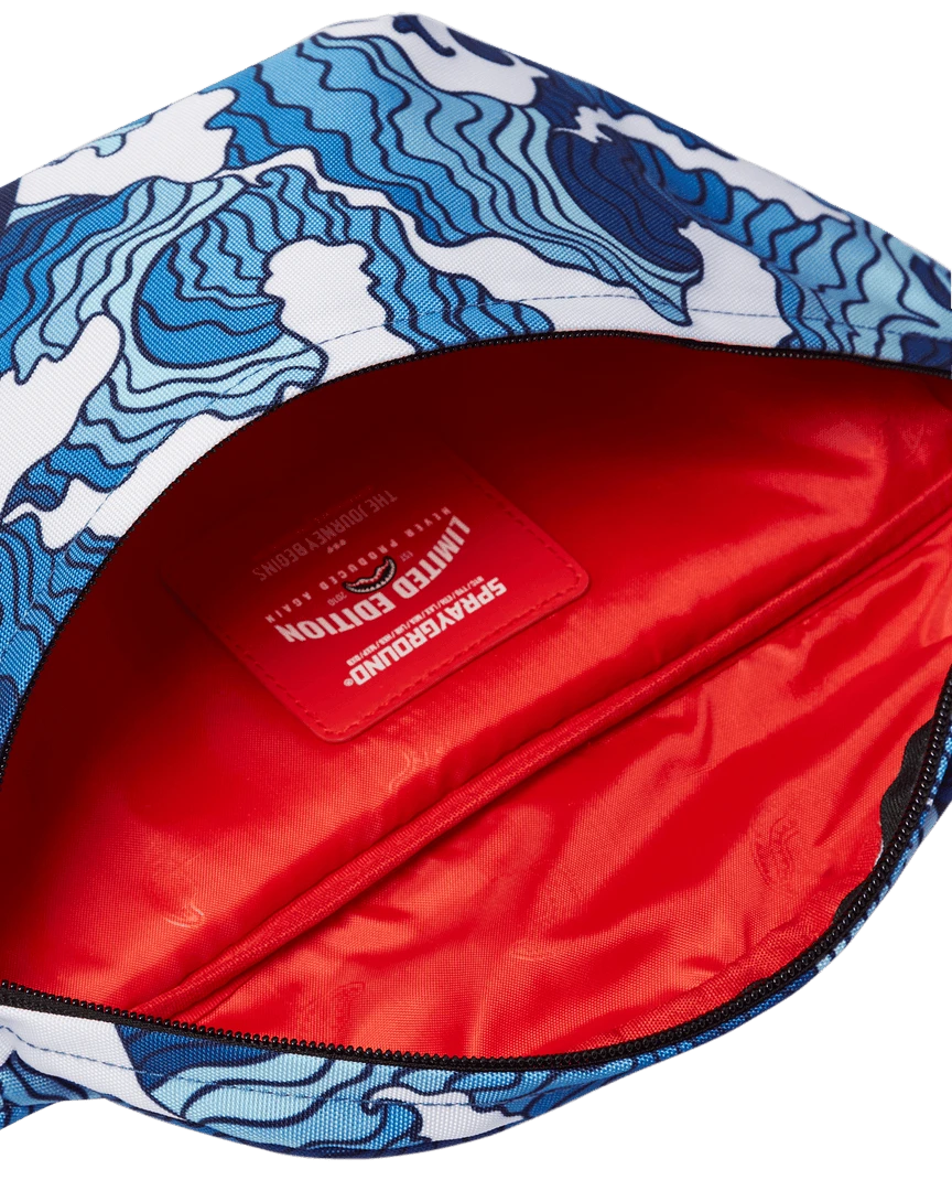 SPRAYGROUND® SHARK WAVE SAVVY CROSSBODY 9 SPRAYGROUND® SHARK WAVE SAVVY CROSSBODY