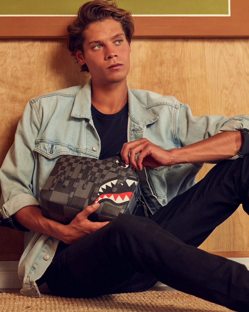 SPRAYGROUND® BAGS XTC GREY SHARKS IN PARIS TOILETRY BAG 4 SPRAYGROUND® BAGS XTC GREY SHARKS IN PARIS TOILETRY BAG