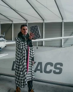 SPRAYGROUND® BAGS ILLUCHAINS TOILETRY BAG