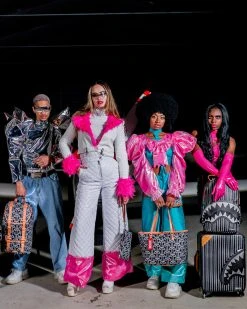 SPRAYGROUND® CROSSOVER CLUTCHES ILLUCHAINS CROSSOVER CLUTCH