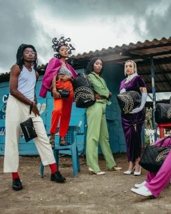 SPRAYGROUND® NOIR QUILT GOLD CHAIN SHARK CROSSOVER CLUTCH CROSSOVER CLUTCHES