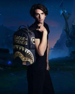 SPRAYGROUND® LEAGUE OF LEGENDS SHARK BACKPACK (DLXV)