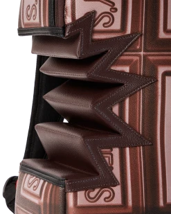 SPRAYGROUND® BAGS HERSHEY’S SHARK BITE BACKPACK 26 SPRAYGROUND® BAGS HERSHEY’S SHARK BITE BACKPACK