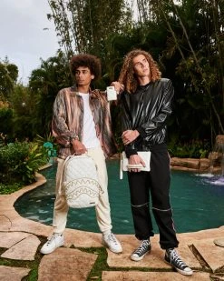 SPRAYGROUND® CROSSOVER CLUTCHES RIVIERA LE BLANC GOLD CHAIN SHARK CROSSOVER CLUTCH