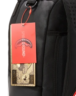 SPRAYGROUND® SHARK CENTRAL GREYTONE BACKPACK (DLXV) NEW ARRIVALS 27 SPRAYGROUND® SHARK CENTRAL GREYTONE BACKPACK (DLXV) NEW ARRIVALS