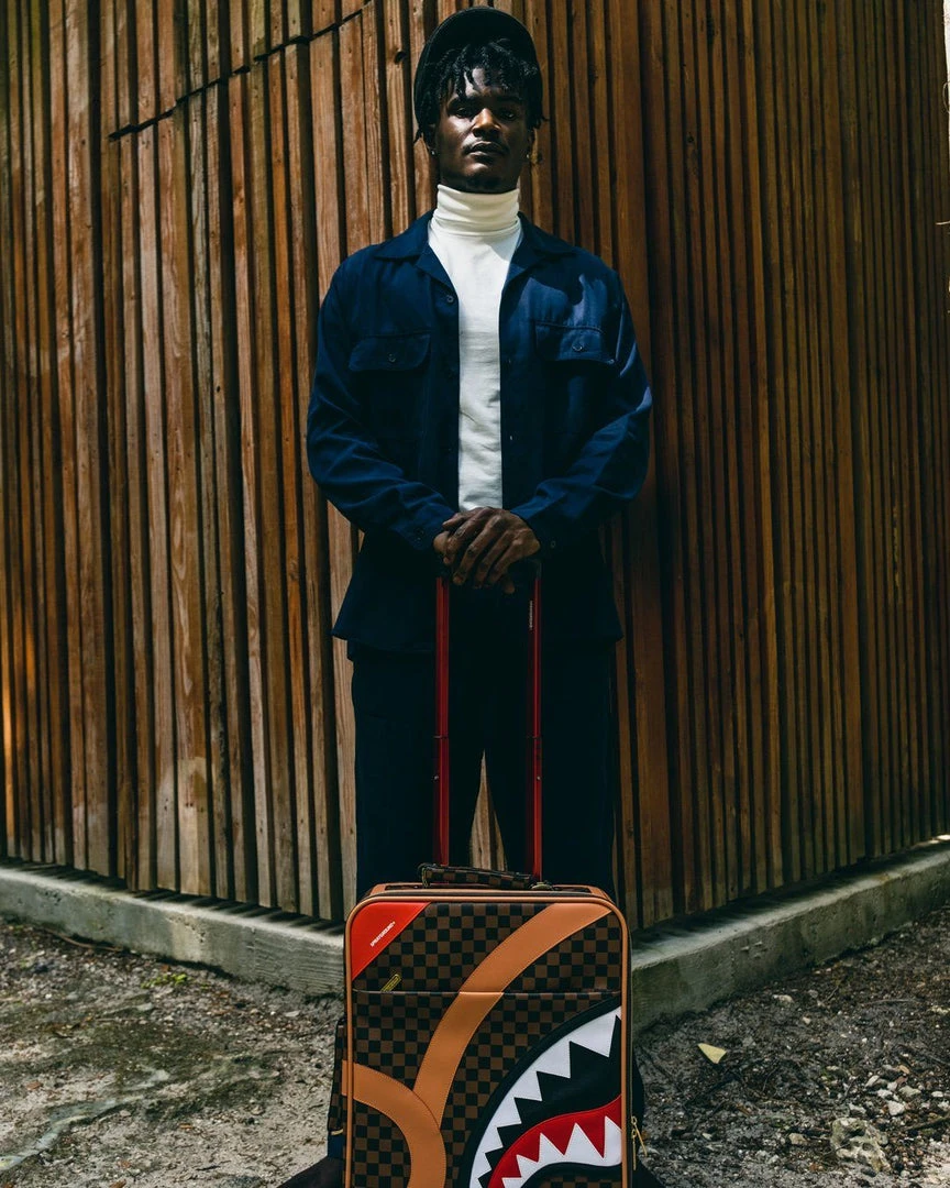 SPRAYGROUND® HENNY AIR TO THE THRONE CUT & SEW VEGAN LEATHER CARRY-ON LUGGAGE 6 SPRAYGROUND® HENNY AIR TO THE THRONE CUT & SEW VEGAN LEATHER CARRY-ON LUGGAGE