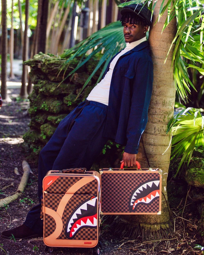 SPRAYGROUND® HENNY AIR TO THE THRONE CUT & SEW VEGAN LEATHER CARRY-ON LUGGAGE 8 SPRAYGROUND® HENNY AIR TO THE THRONE CUT & SEW VEGAN LEATHER CARRY-ON LUGGAGE