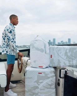 SPRAYGROUND® 3AM LE BLANC SHARKNAUTICS HARDSHELL FULL-SIZE LUGGAGE