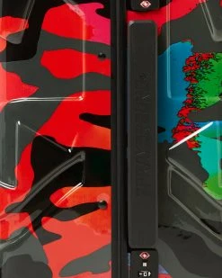 SPRAYGROUND® CAMOBURST SHARKNAUTICS HARDSHELL CARRY-ON LUGGAGE 32 SPRAYGROUND® CAMOBURST SHARKNAUTICS HARDSHELL CARRY-ON LUGGAGE