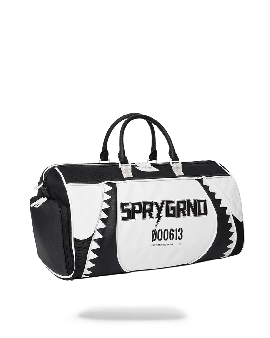 SPRAYGROUND® SWERVE DUFFLE 9 SPRAYGROUND® SWERVE DUFFLE