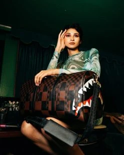 SPRAYGROUND® XTC SHARKS IN PARIS DUFFLE 17 SPRAYGROUND® XTC SHARKS IN PARIS DUFFLE