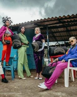 SPRAYGROUND® BAGS NOIR QUILT GOLD CHAIN SHARK DUFFLE