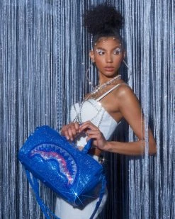 SPRAYGROUND® TRINITY OCEAN MINI DUFFLE 18 SPRAYGROUND® TRINITY OCEAN MINI DUFFLE