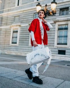 SPRAYGROUND® MONEYGRAM POWDER EMPEROR DUFFLE BAGS 21 SPRAYGROUND® MONEYGRAM POWDER EMPEROR DUFFLE BAGS