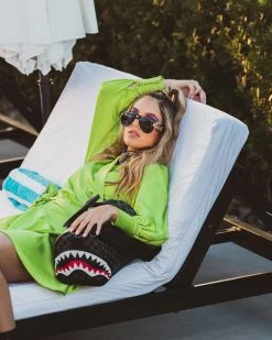 SPRAYGROUND® HENNY AIIR TO THE THRONE MINI DUFFLE