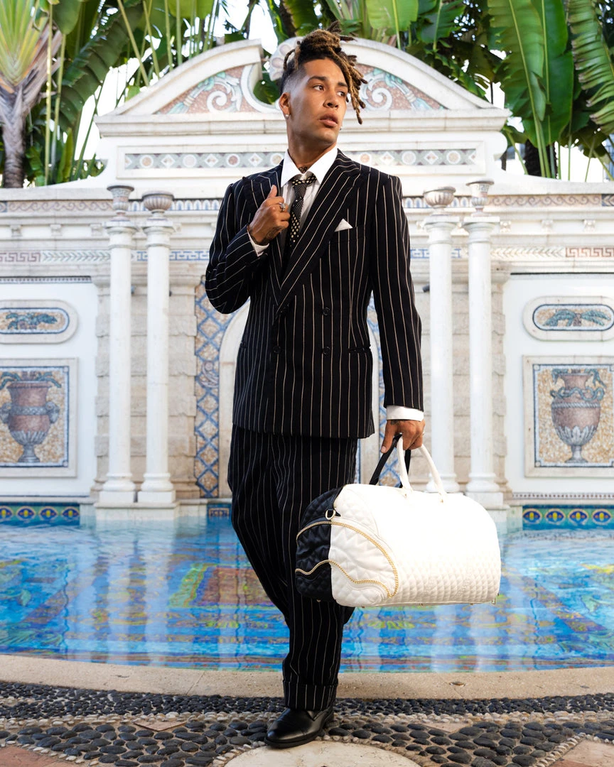 SPRAYGROUND® LEVELED UP SPLIT QUILT SHARK DUFFLE 8 SPRAYGROUND® LEVELED UP SPLIT QUILT SHARK DUFFLE