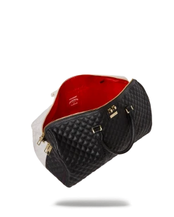 SPRAYGROUND® LEVELED UP SPLIT QUILT SHARK DUFFLE 25 SPRAYGROUND® LEVELED UP SPLIT QUILT SHARK DUFFLE