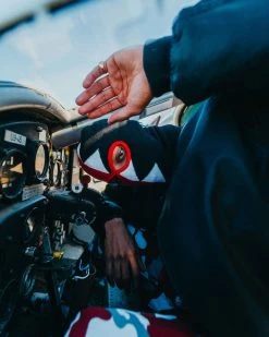 SPRAYGROUND® VERTICAL SHARK SKI MASK 16 SPRAYGROUND® VERTICAL SHARK SKI MASK