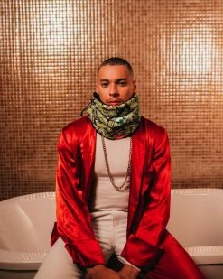 SPRAYGROUND® APPAREL+GEAR MAMA I MADE IT NECK WARMER