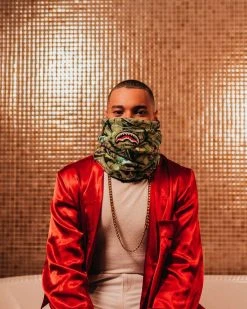 SPRAYGROUND® APPAREL+GEAR MAMA I MADE IT NECK WARMER